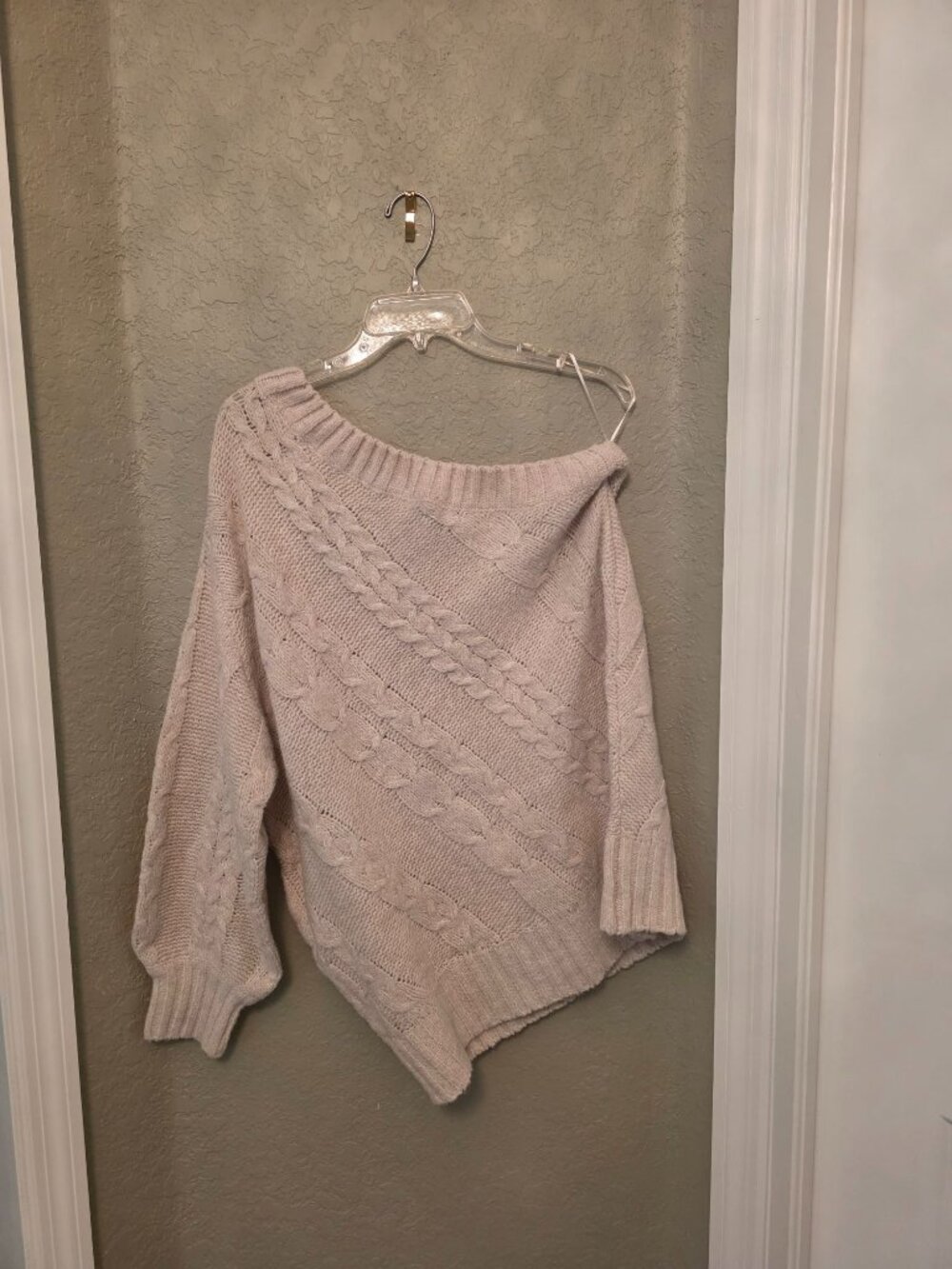 Bibi Oatmeal One Shoulder Cable Knit Asymmetrical Sweater size XL NEW
